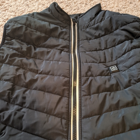 Battery Pack Not Included NUNEWARES Heated Vest,USB Charging Lightweight Heated Jacket,Heating Clothing for Men Women,Outdoor